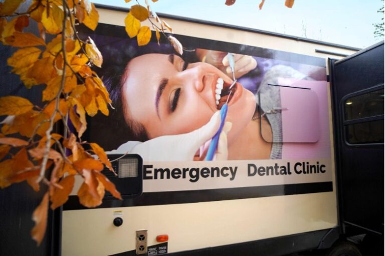 Maxilla Dental On Wheels2